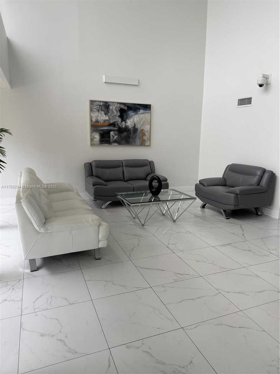 Small Image of 16500 GOLF CLUB RD #204, Weston Number 23
