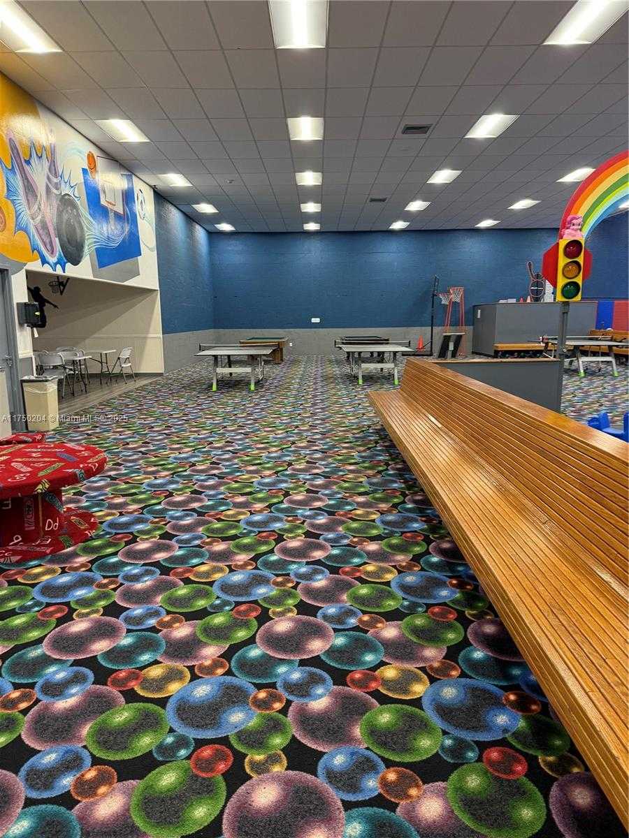 Small Image of 16500 GOLF CLUB RD #204, Weston Number 37