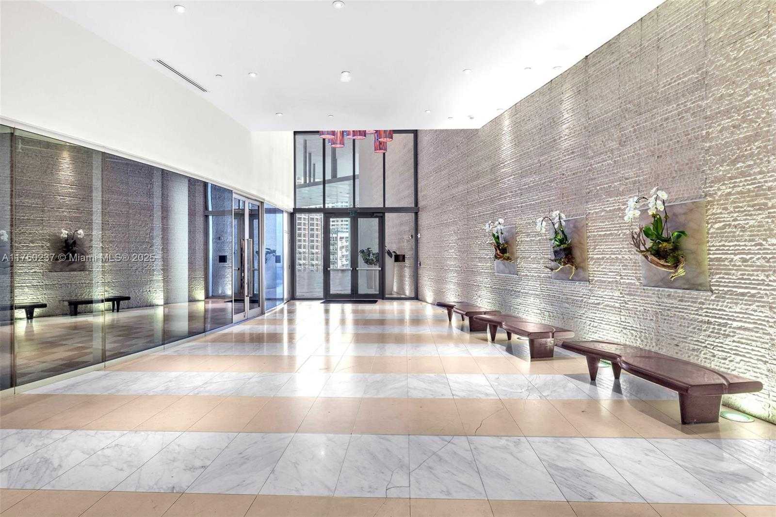 Small Image of 200 BISCAYNE BOULEVARD WAY #4910, Miami Number 24