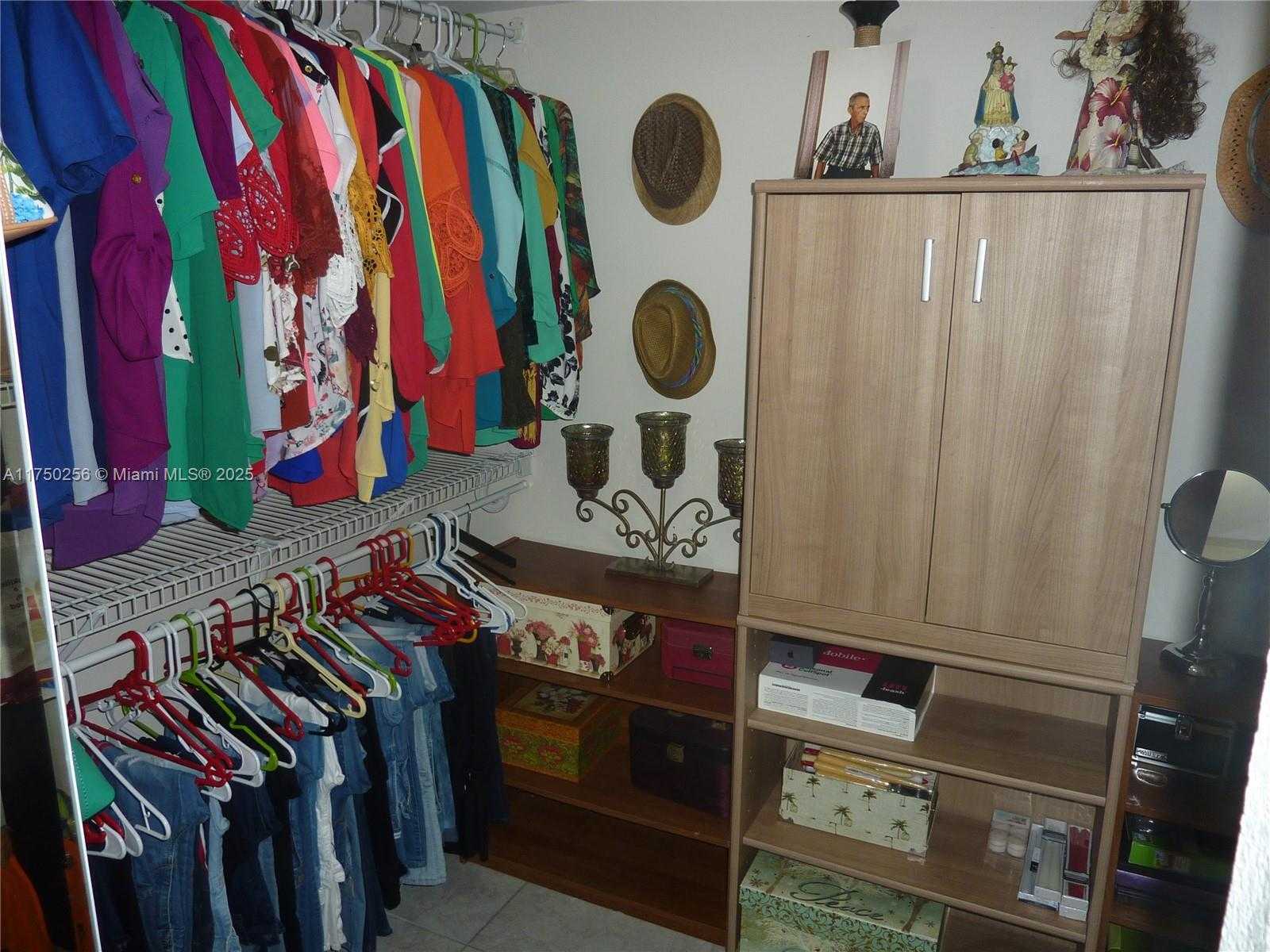 Small Image of 10123 SUNRISE LAKES BLVD #104, Sunrise Number 13