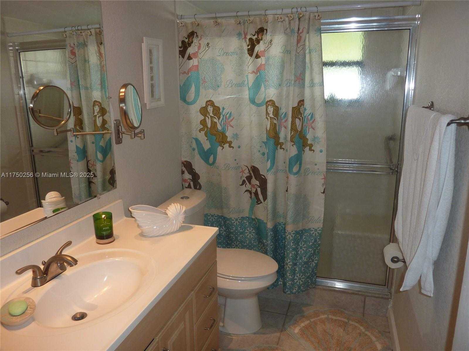 Small Image of 10123 SUNRISE LAKES BLVD #104, Sunrise Number 17
