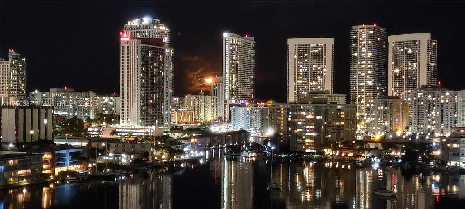 Small Image of 427 GOLDEN ISLES DR #16E, Hallandale Beach Number 16