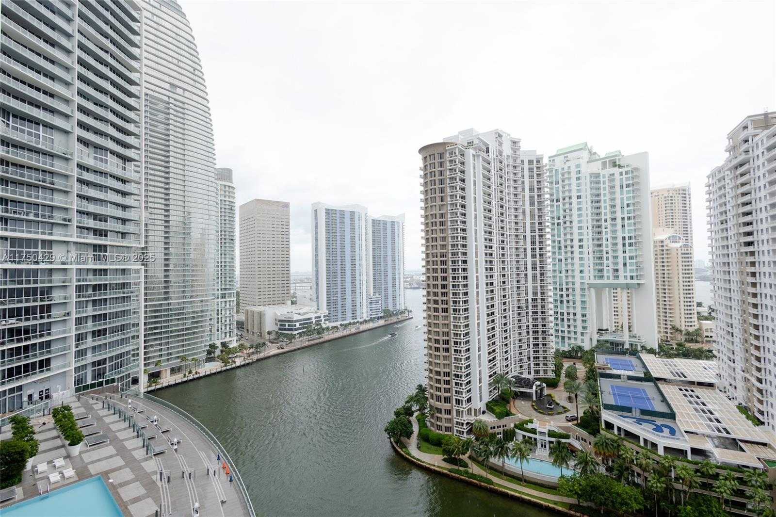 Small Image of 495 BRICKELL AVE #2102, Miami Number 17