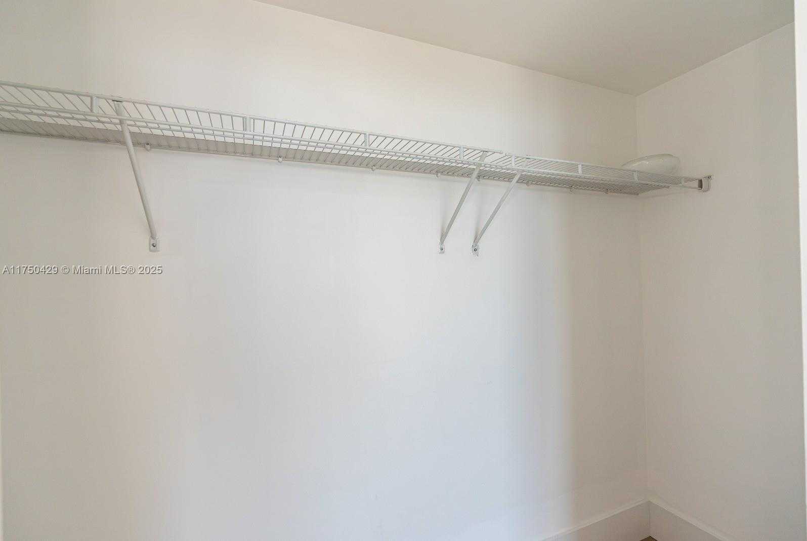 Small Image of 495 BRICKELL AVE #2102, Miami Number 53