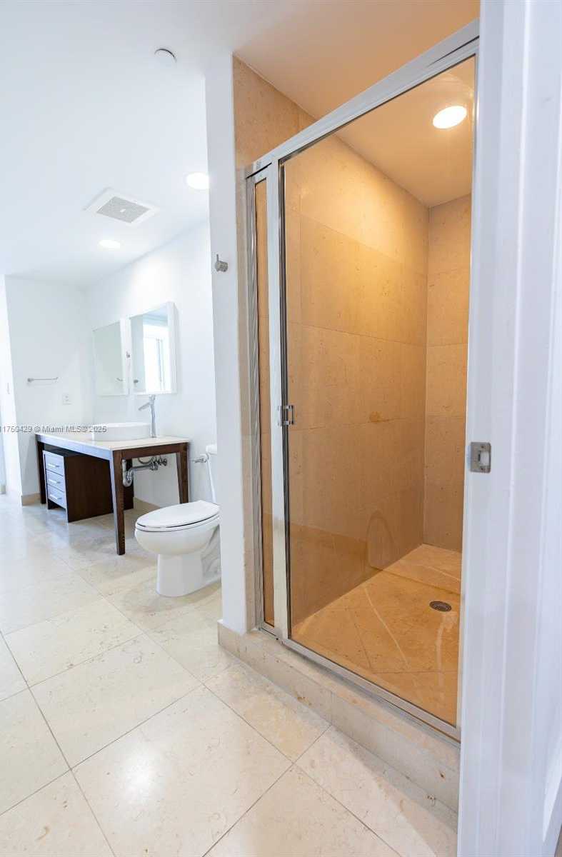 Small Image of 495 BRICKELL AVE #2102, Miami Number 57