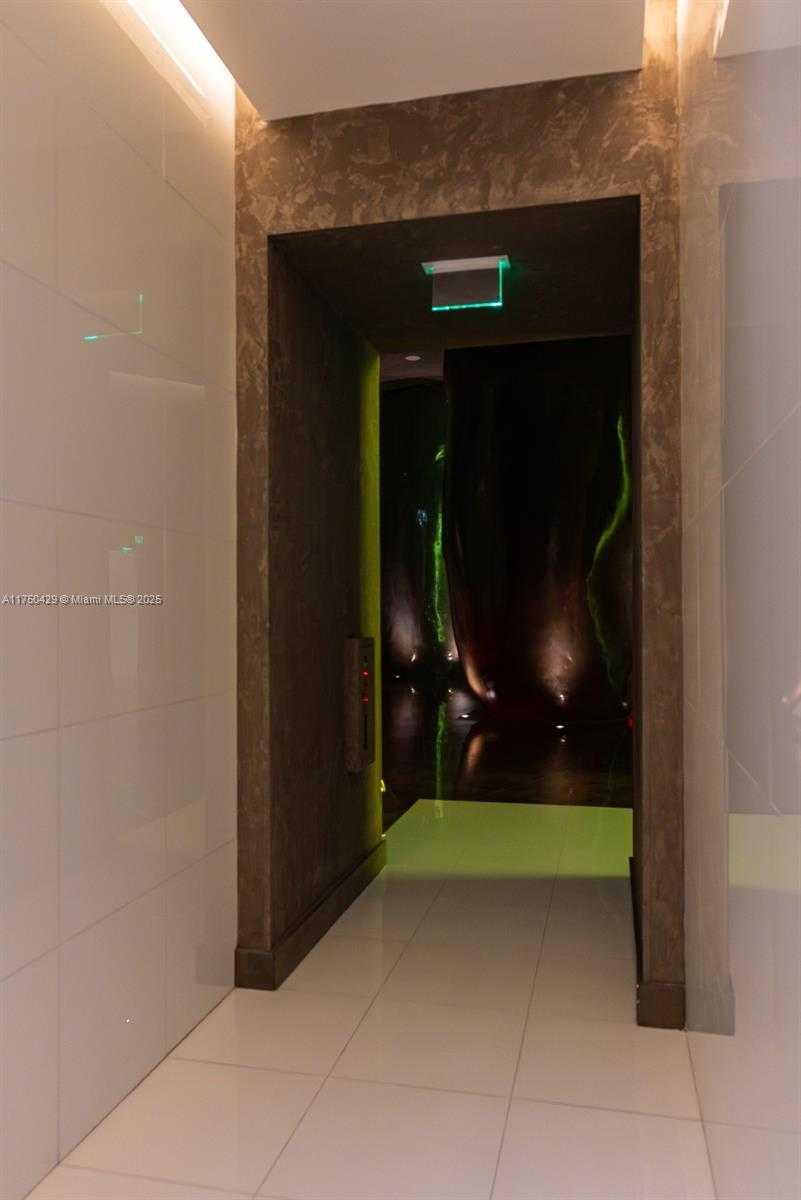 Small Image of 495 BRICKELL AVE #2102, Miami Number 77