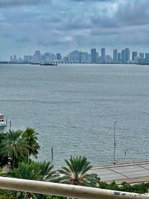 Small Image of 7904 WEST DR #110, North Bay Village Number 19