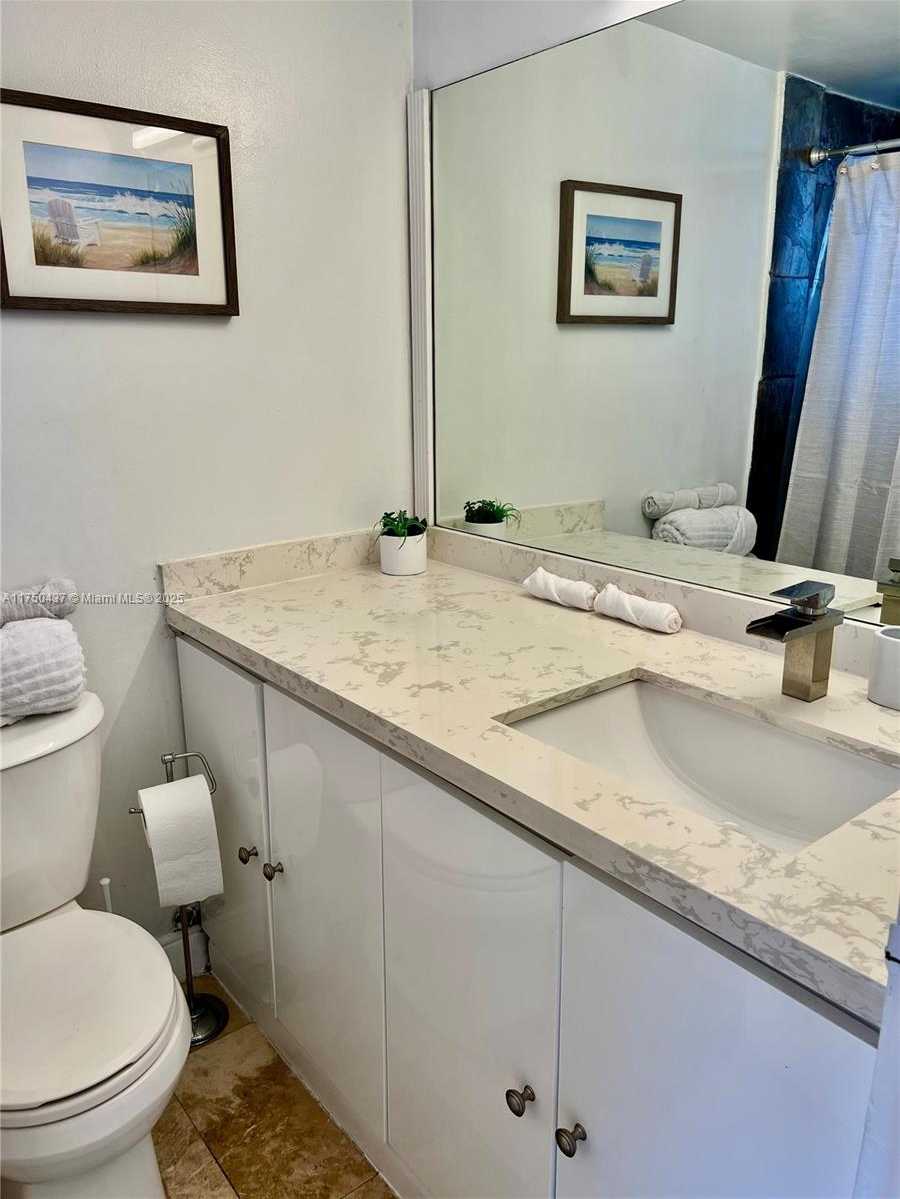 Small Image of 7904 WEST DR #110, North Bay Village Number 6