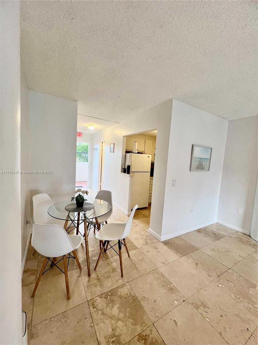 Small Image of 7904 WEST DR #110, North Bay Village Number 8