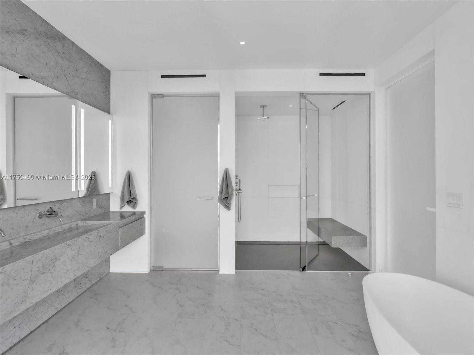 Small Image of 2000 SOUTH OCEAN DR #29B, Hallandale Beach Number 23