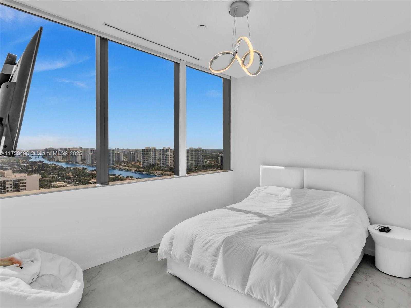 Small Image of 2000 SOUTH OCEAN DR #29B, Hallandale Beach Number 24