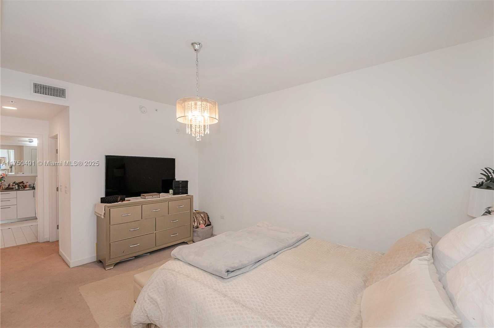 Small Image of 999 SOUTH WEST 1ST AVE #3112, Miami Number 13
