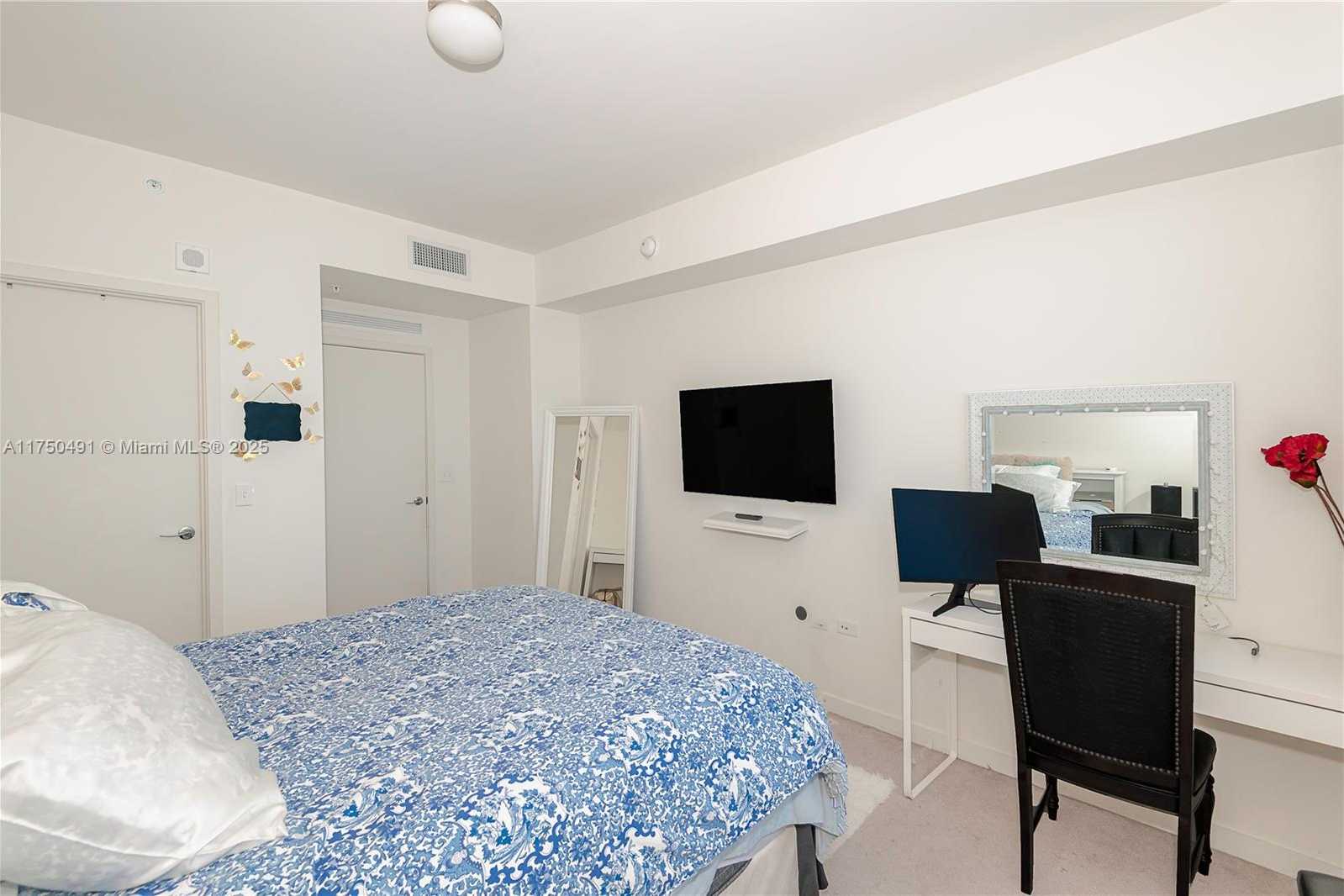 Small Image of 999 SOUTH WEST 1ST AVE #3112, Miami Number 18