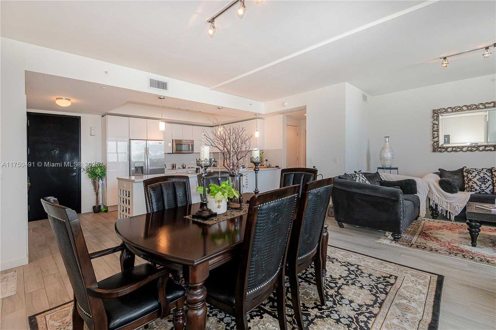 Small Image of 999 SOUTH WEST 1ST AVE #3112, Miami Number 9