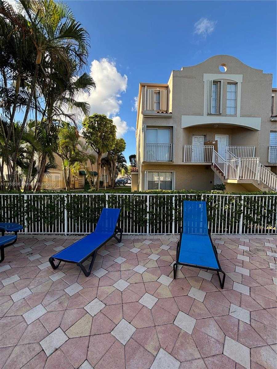 Small Image of 8670 NORTH WEST 6TH LN #4-101, Miami Number 11