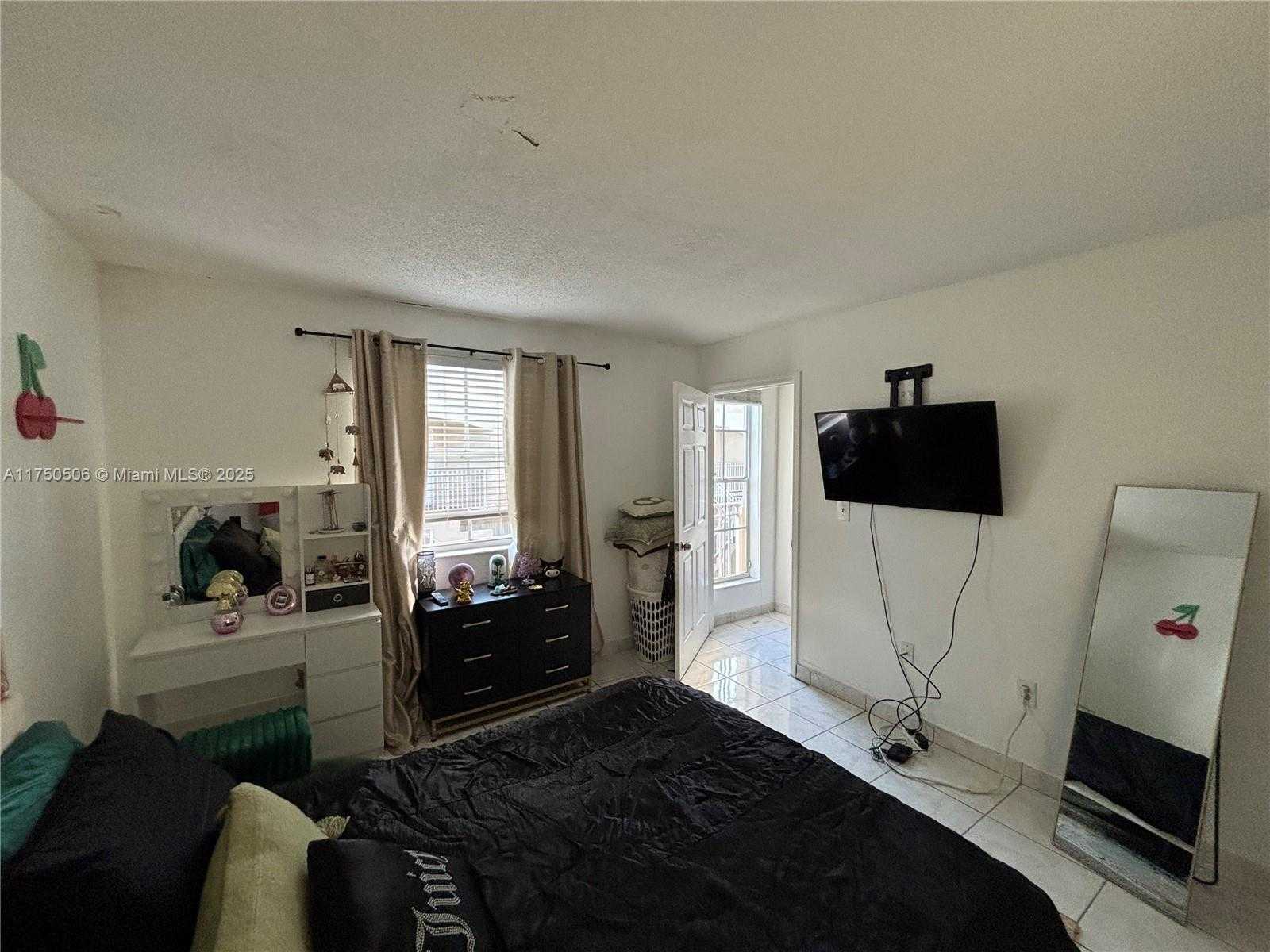 Small Image of 8670 NORTH WEST 6TH LN #4-101, Miami Number 22