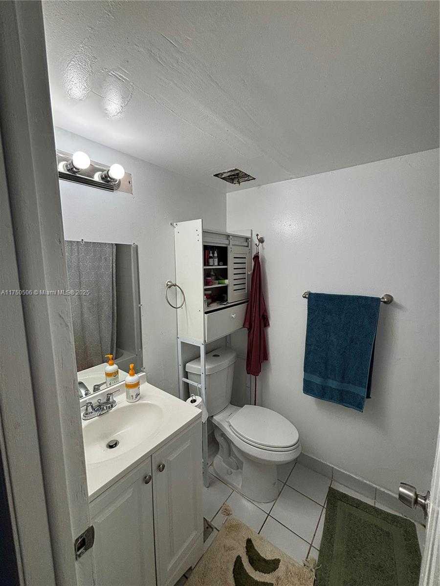 Small Image of 8670 NORTH WEST 6TH LN #4-101, Miami Number 26