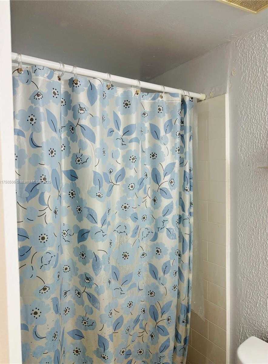 Small Image of 8670 NORTH WEST 6TH LN #4-101, Miami Number 40