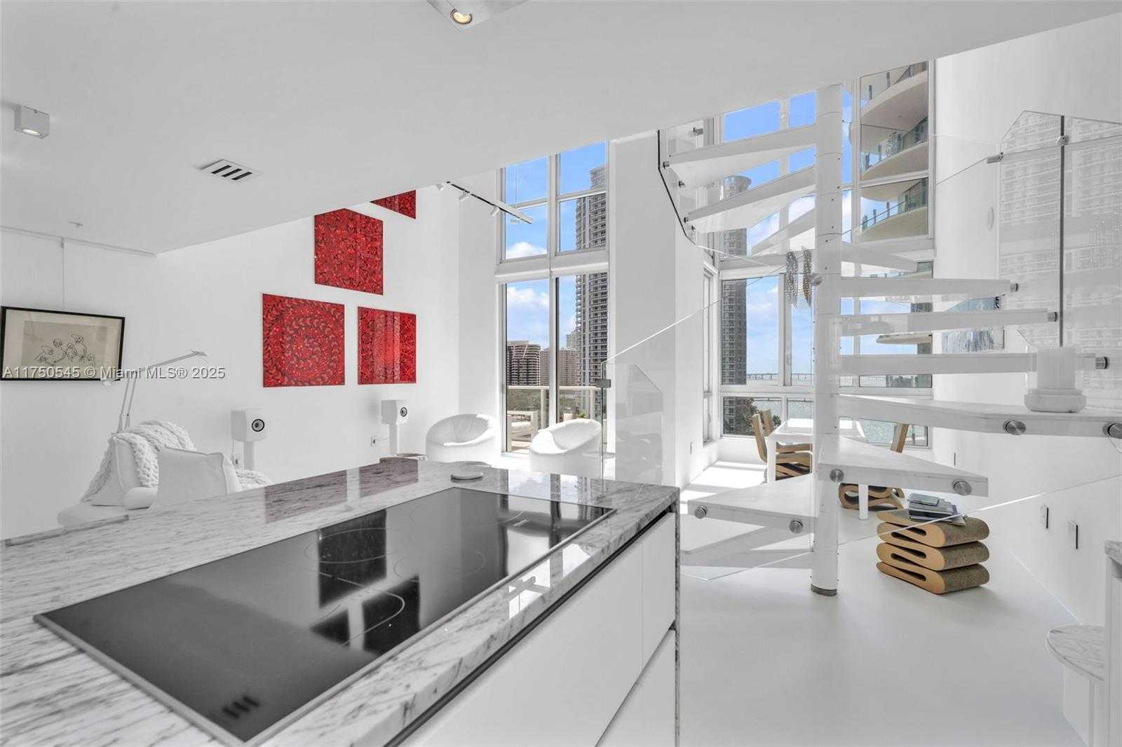 Small Image of 300 SOUTH BISCAYNE BLVD #L-1012, Miami Number 11