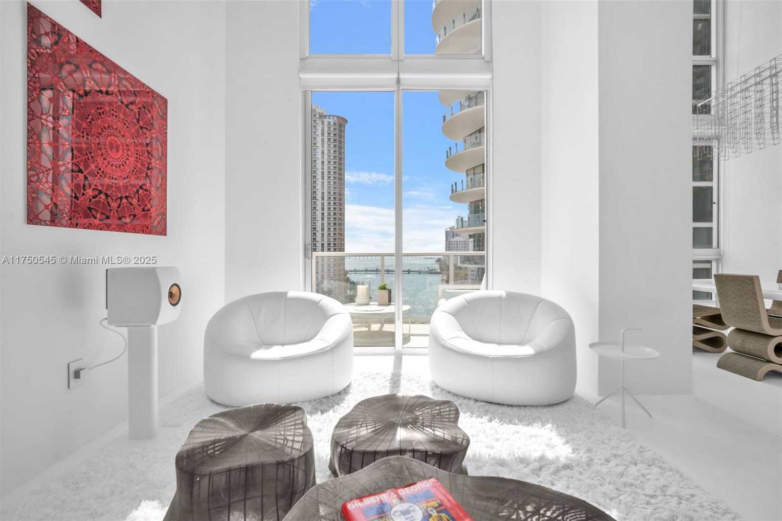 Small Image of 300 SOUTH BISCAYNE BLVD #L-1012, Miami Number 5