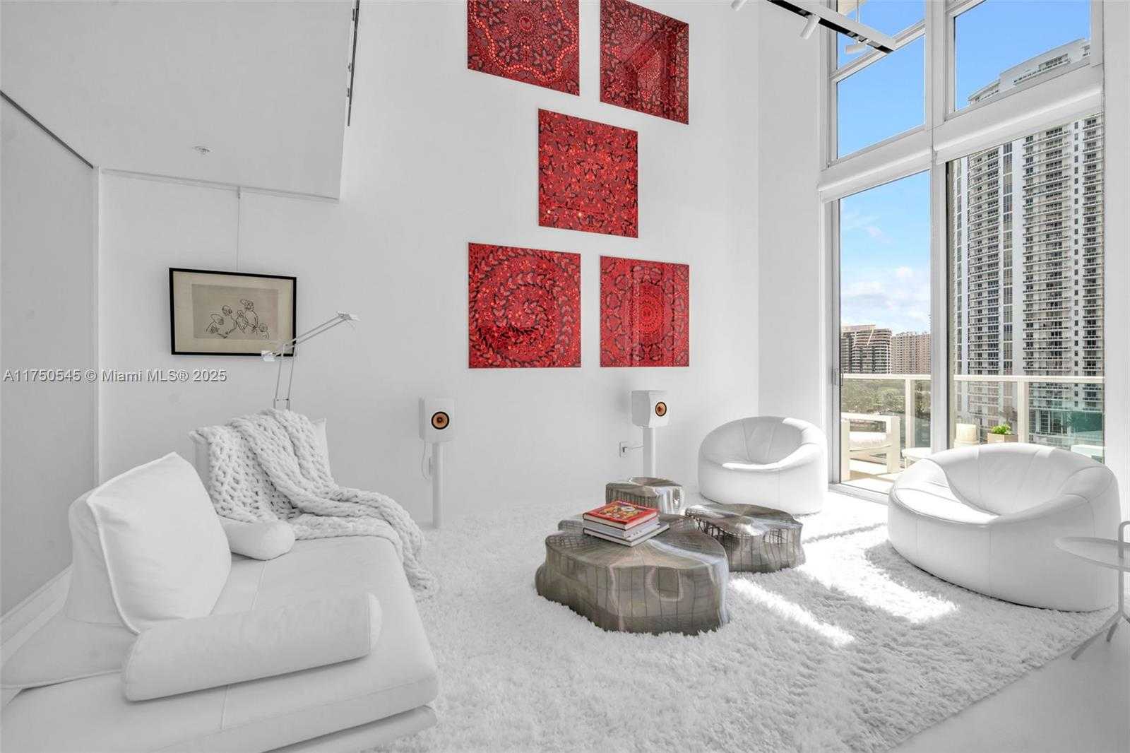 Small Image of 300 SOUTH BISCAYNE BLVD #L-1012, Miami Number 6