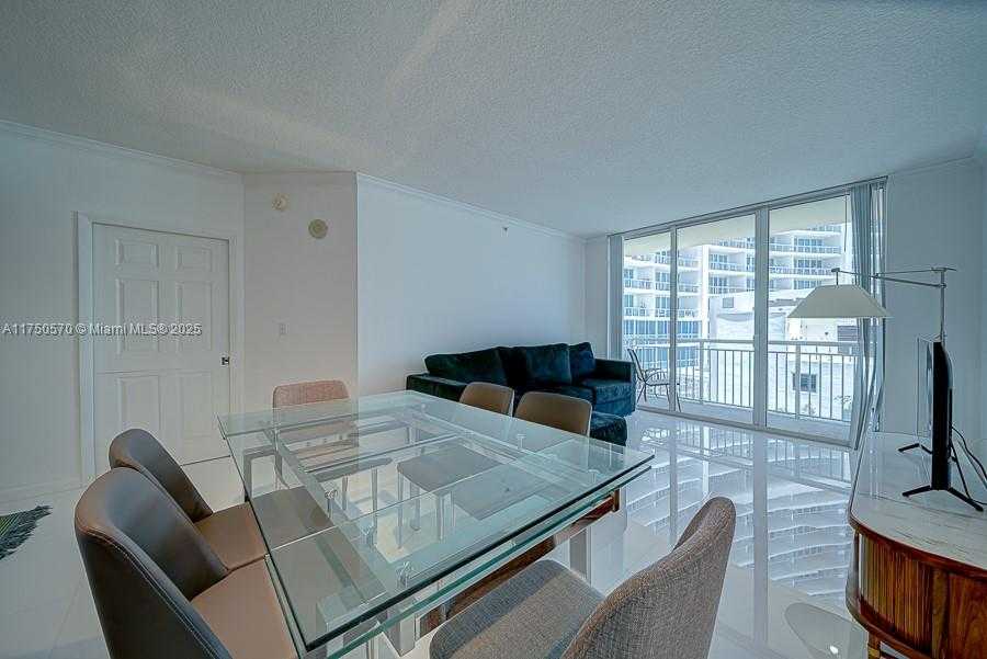Small Image of 2000 NORTH BAYSHORE DR #526, Miami Number 12