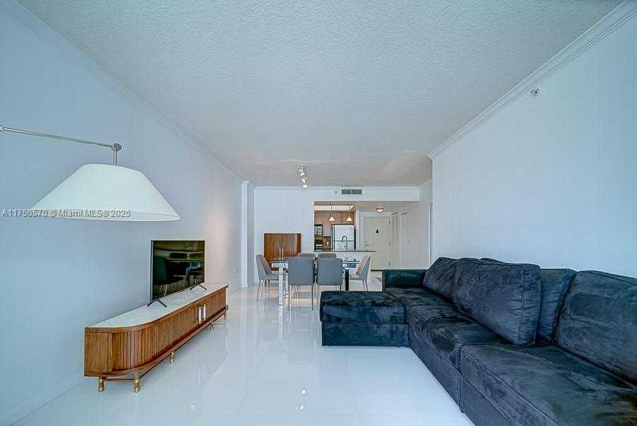 Small Image of 2000 NORTH BAYSHORE DR #526, Miami Number 15