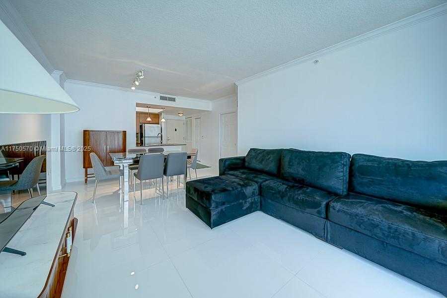 Small Image of 2000 NORTH BAYSHORE DR #526, Miami Number 16