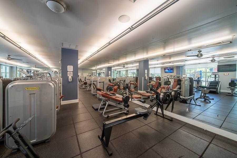 Small Image of 2000 NORTH BAYSHORE DR #526, Miami Number 30