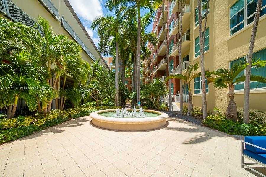 Small Image of 2000 NORTH BAYSHORE DR #526, Miami Number 34
