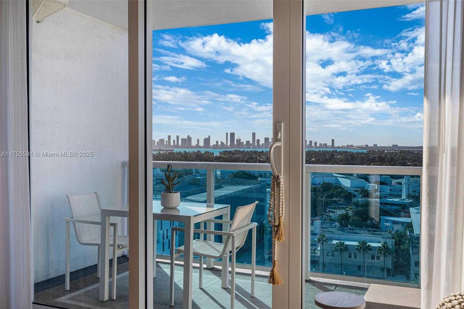 Small Image of 2301 COLLINS AVE #1534, Miami Beach Number 6
