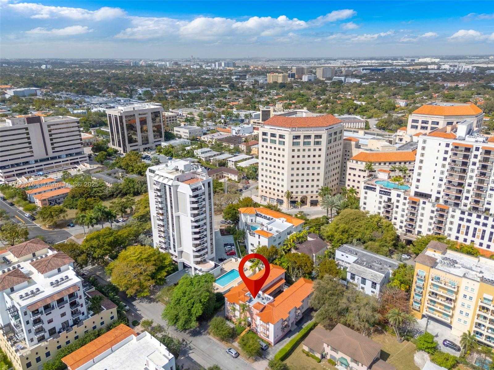 Small Image of 29 SANTILLANE AVE #7, Coral Gables Number 26