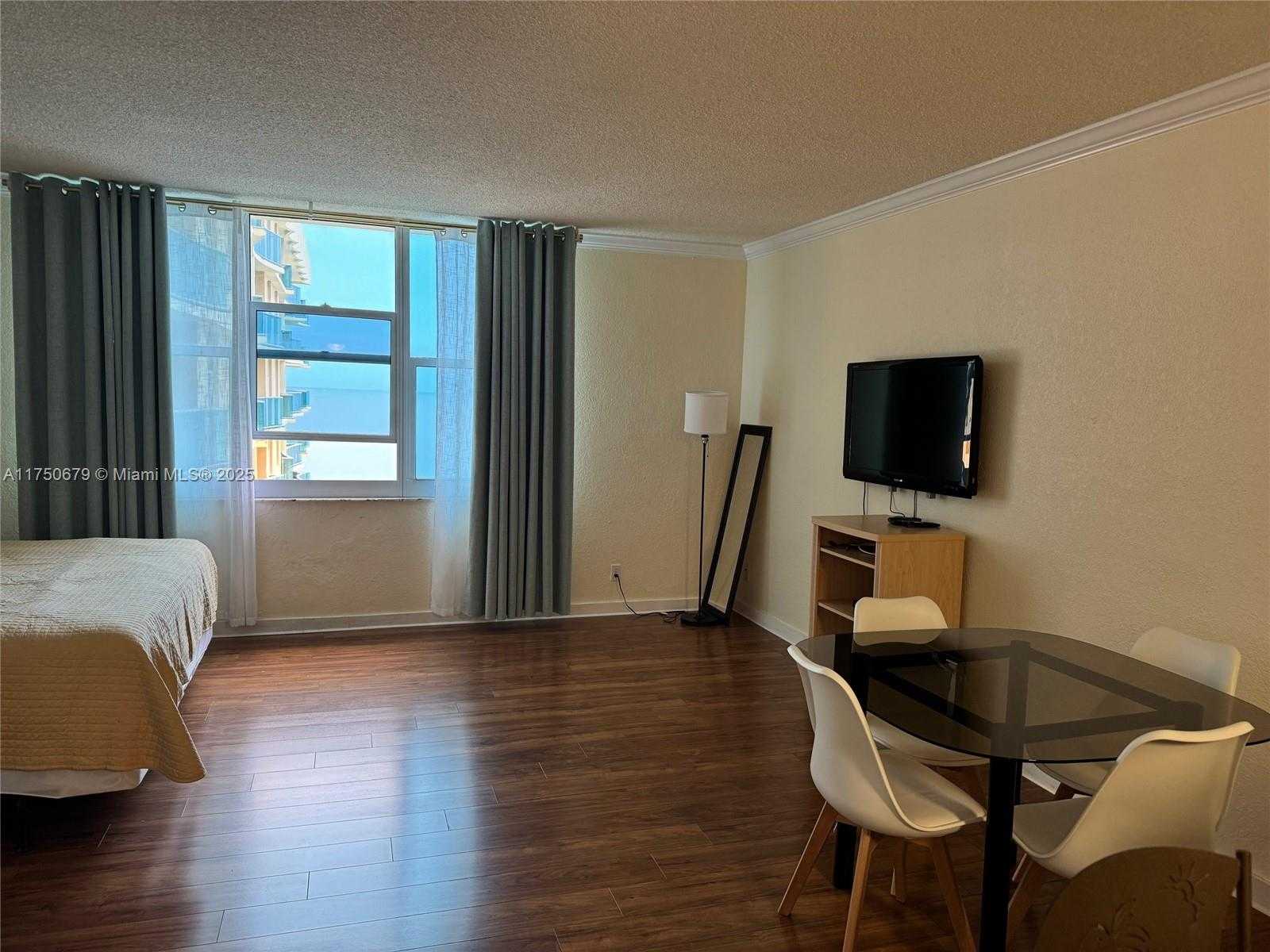 Small Image of 2501 SOUTH OCEAN DR #1519, Hollywood Number 7