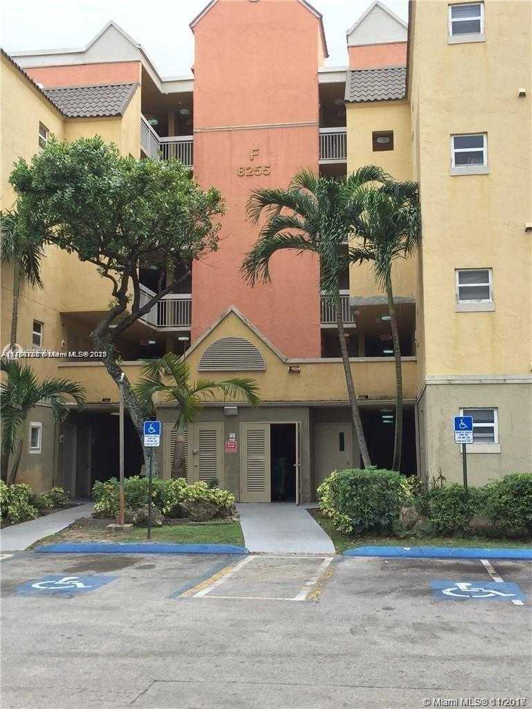 Small Image of 8255 LAKE DR #405, Doral Number 30