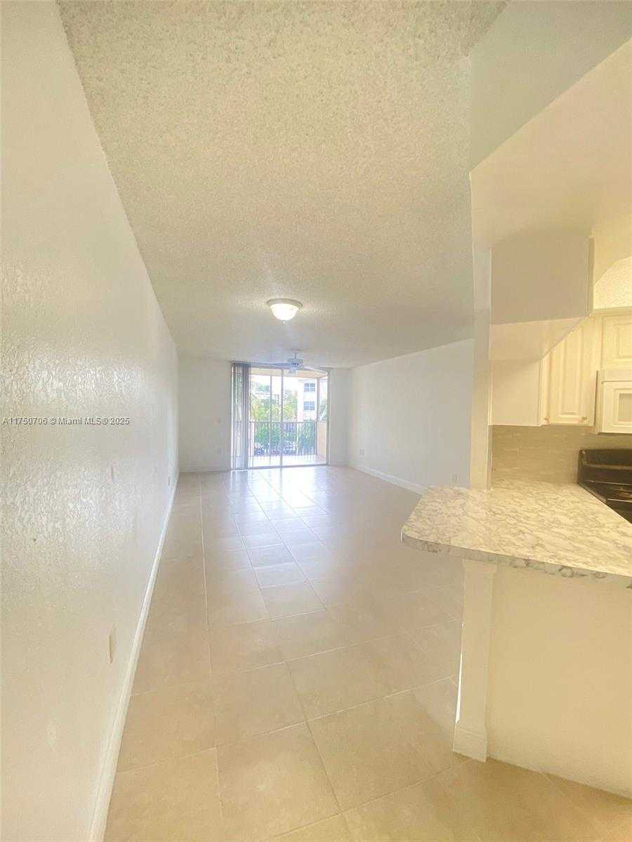 Small Image of 8255 LAKE DR #405, Doral Number 8