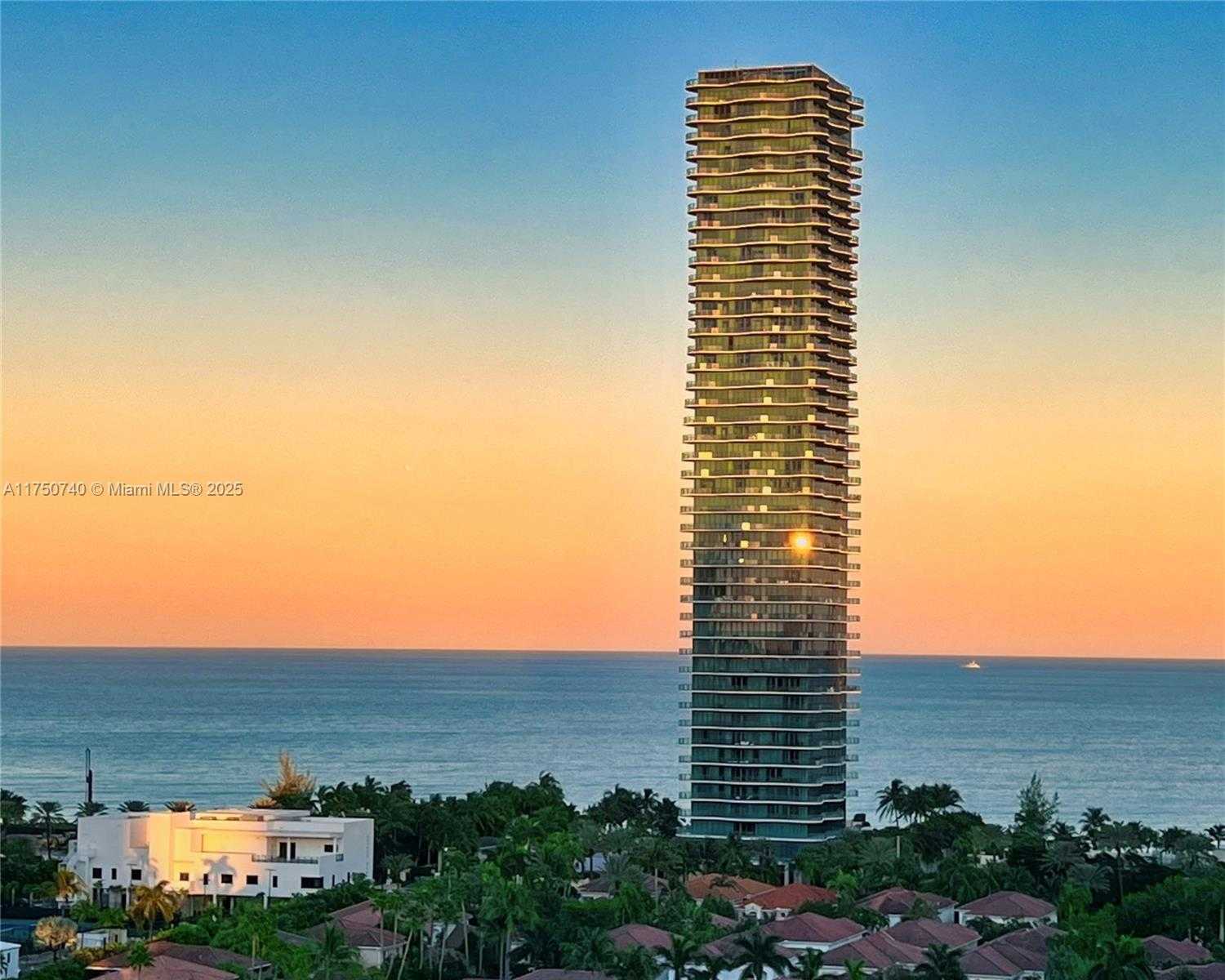 Small Image of 19390 COLLINS AVE #PH-24, Sunny Isles Beach Number 3
