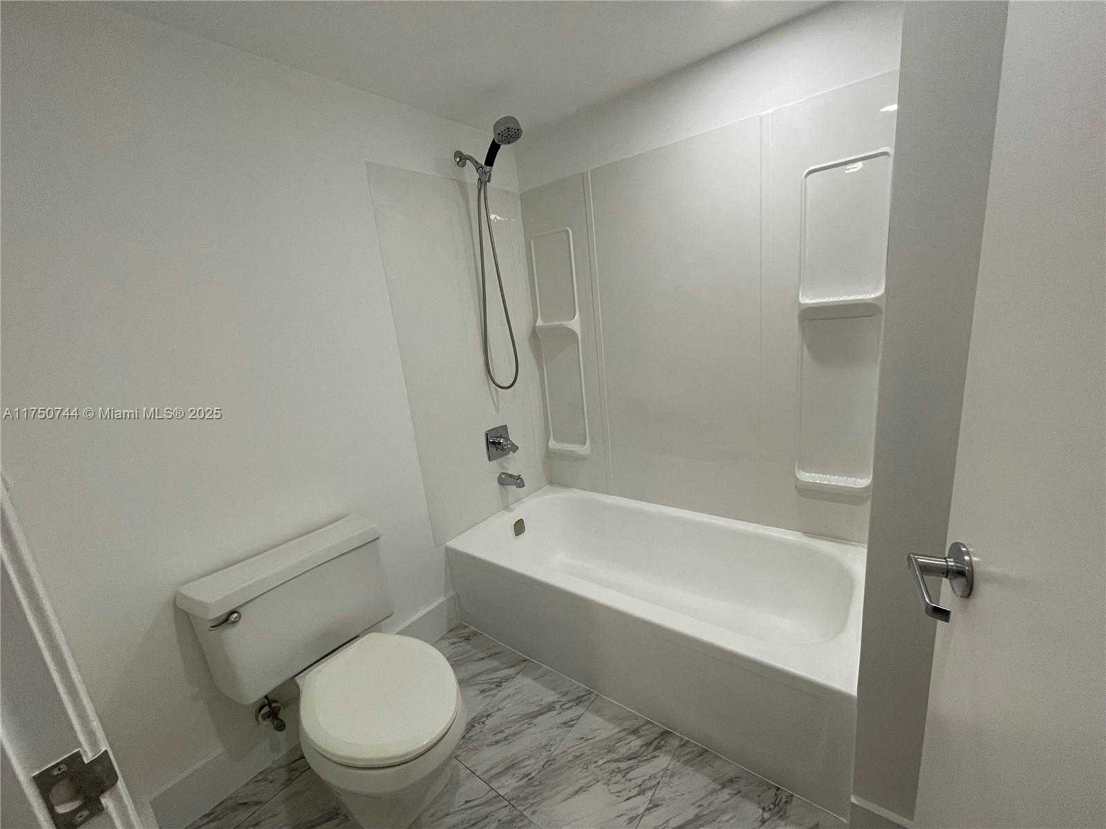Small Image of 210 174TH ST #305, Sunny Isles Beach Number 13