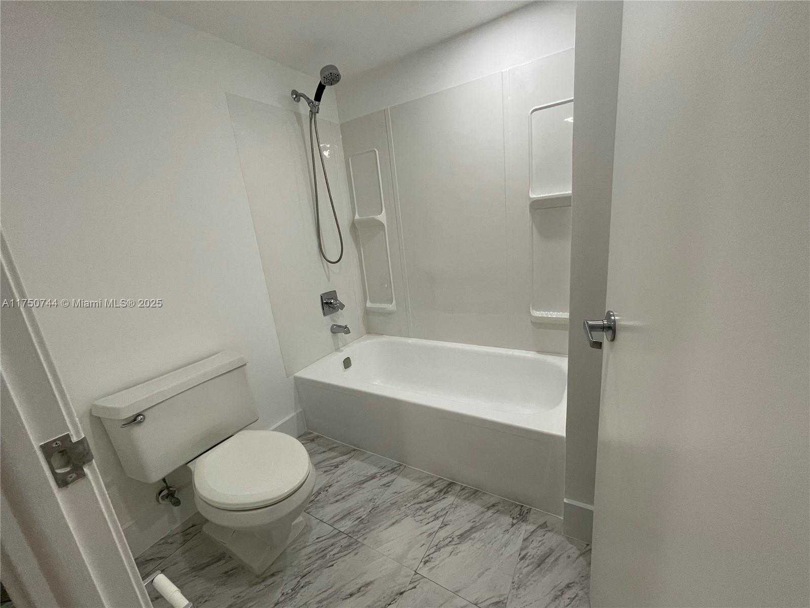 Small Image of 210 174TH ST #305, Sunny Isles Beach Number 14