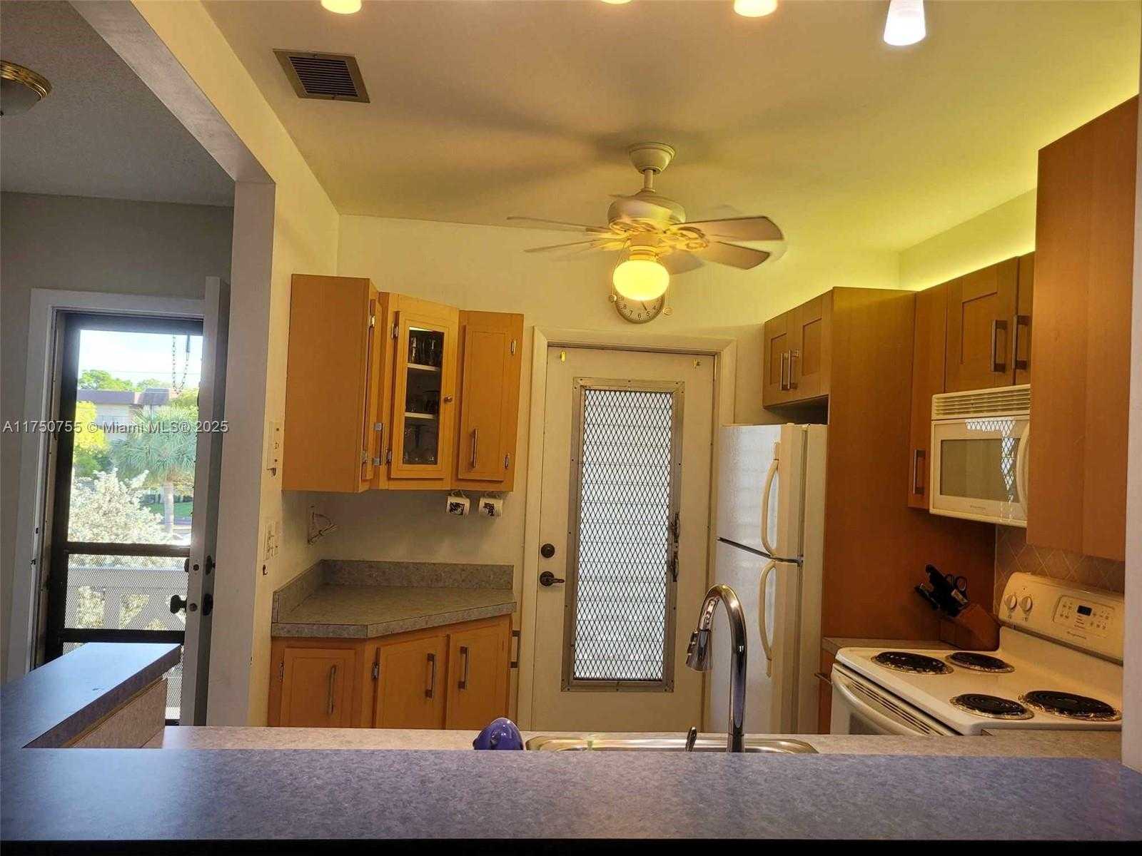 Small Image of 4801 NORTH WEST 34TH ST #602, Lauderdale Lakes Number 5