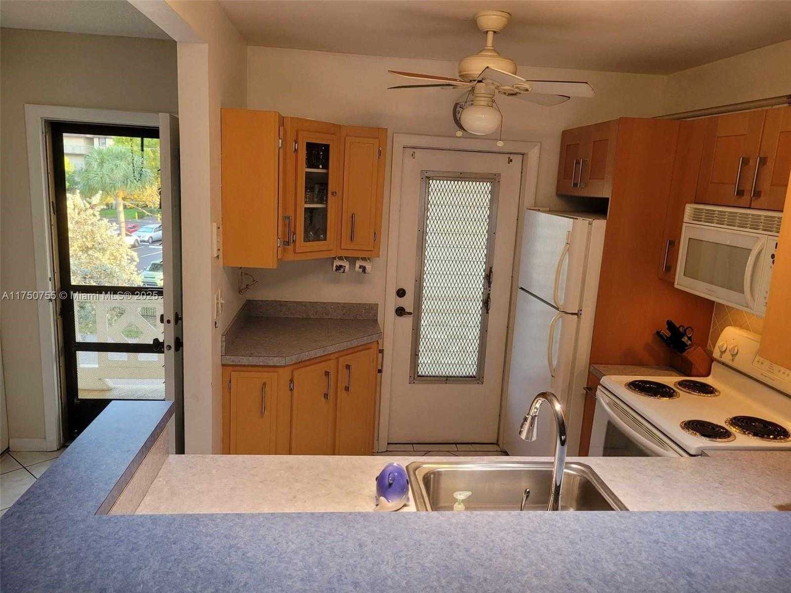 Small Image of 4801 NORTH WEST 34TH ST #602, Lauderdale Lakes Number 8