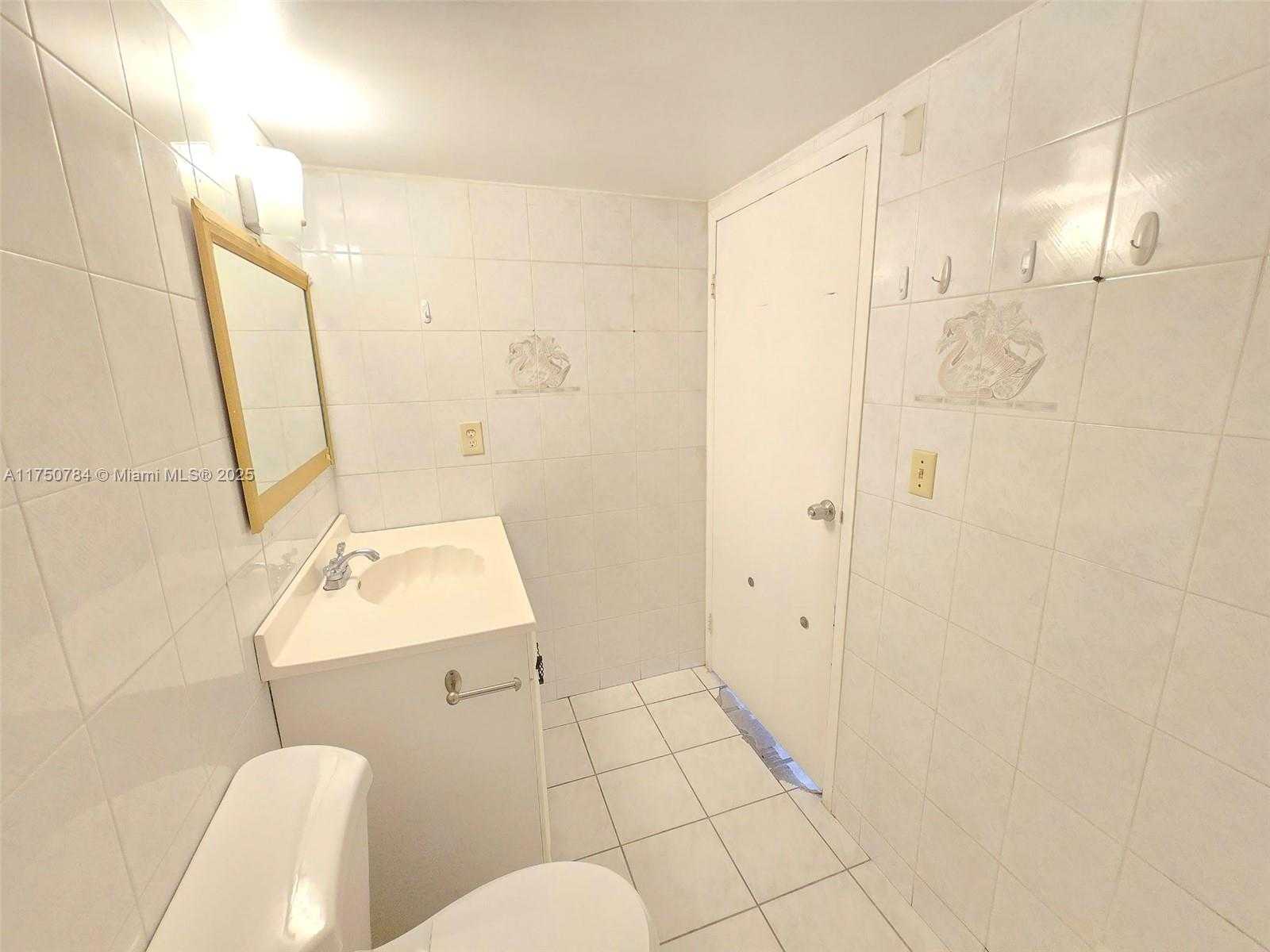 Small Image of 16919 NORTH BAY RD #517, Sunny Isles Beach Number 12