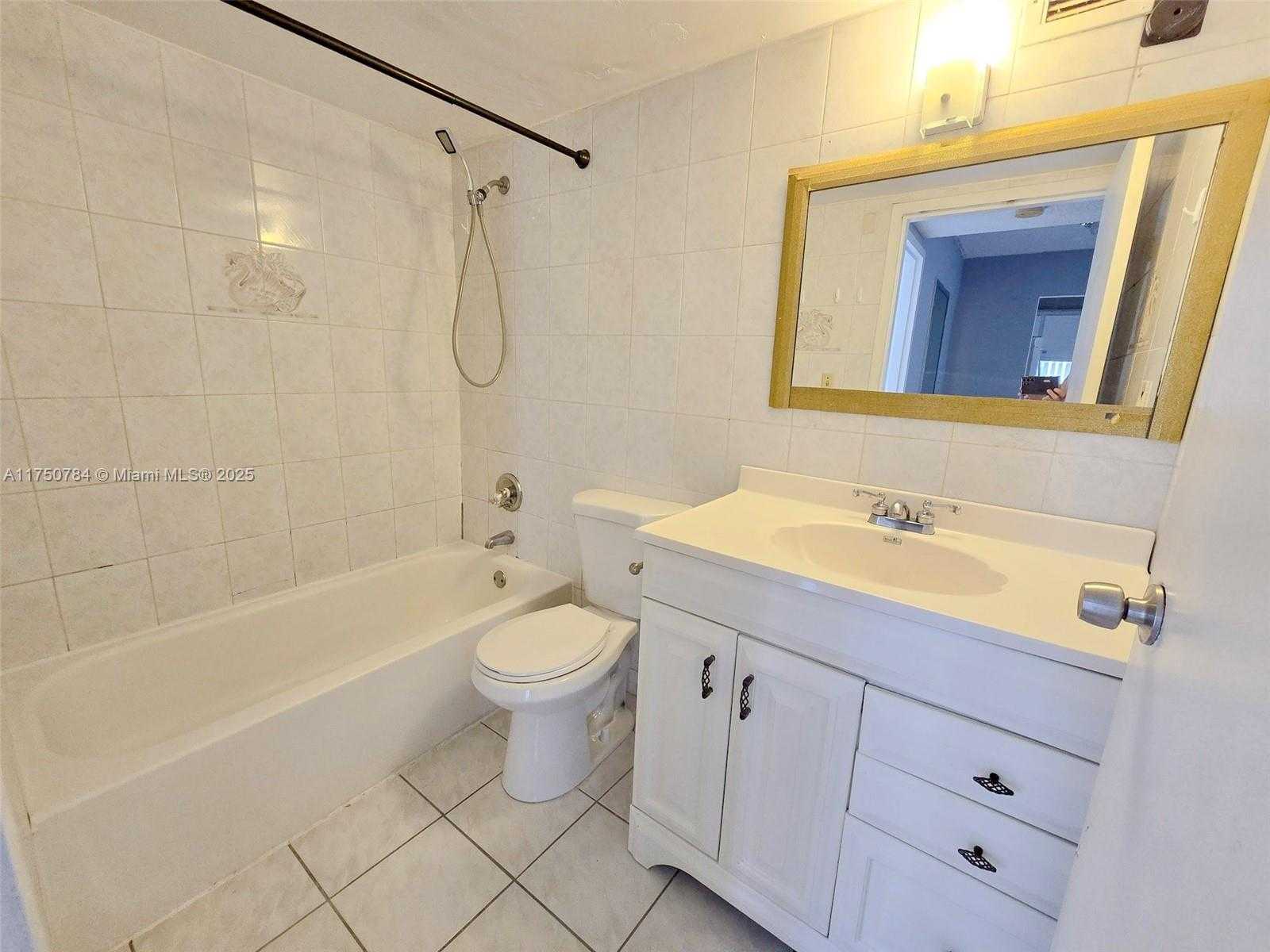 Small Image of 16919 NORTH BAY RD #517, Sunny Isles Beach Number 14
