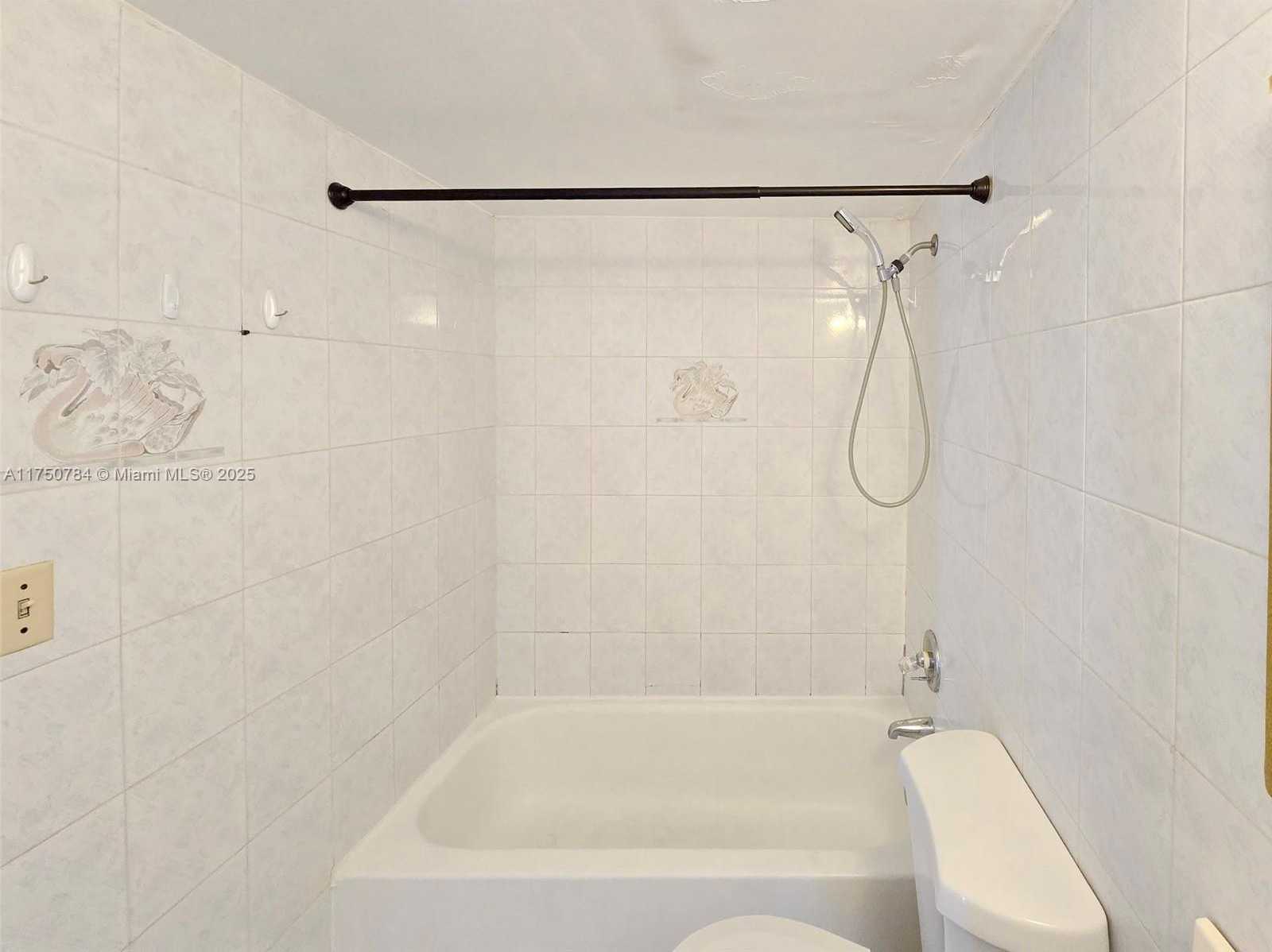 Small Image of 16919 NORTH BAY RD #517, Sunny Isles Beach Number 22