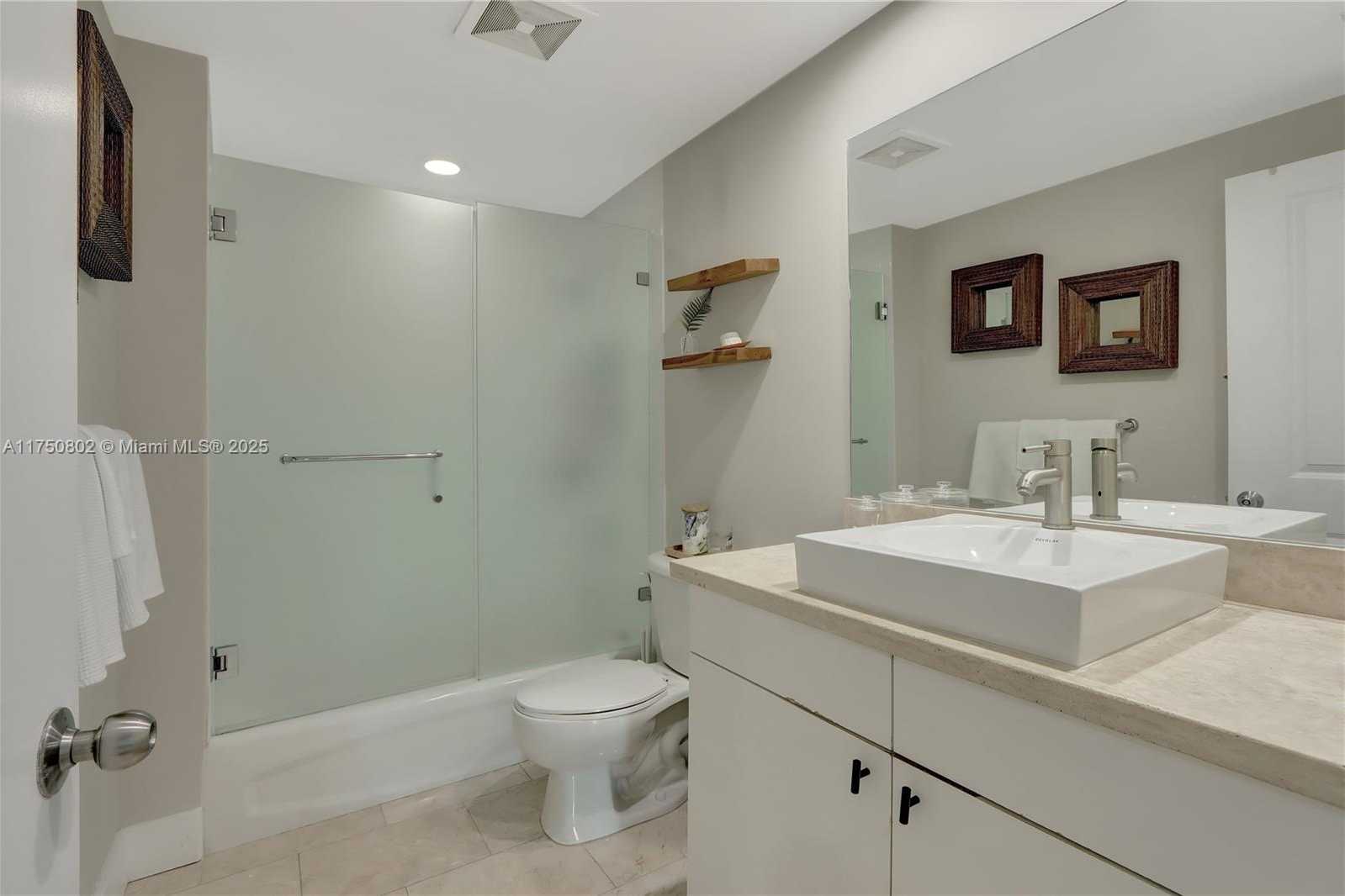 Small Image of 1250 SOUTH MIAMI AVE #2206, Miami Number 10