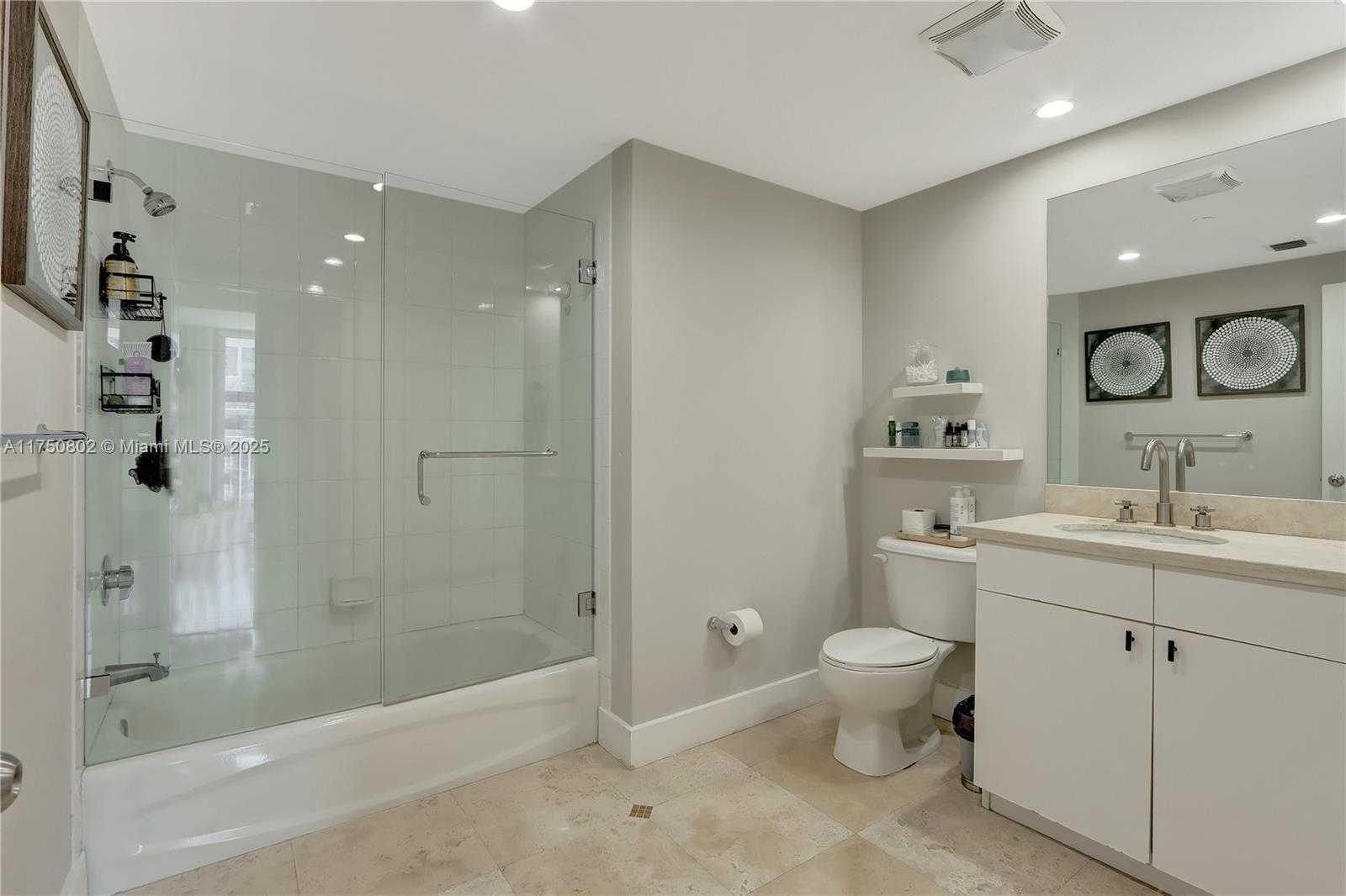 Small Image of 1250 SOUTH MIAMI AVE #2206, Miami Number 14