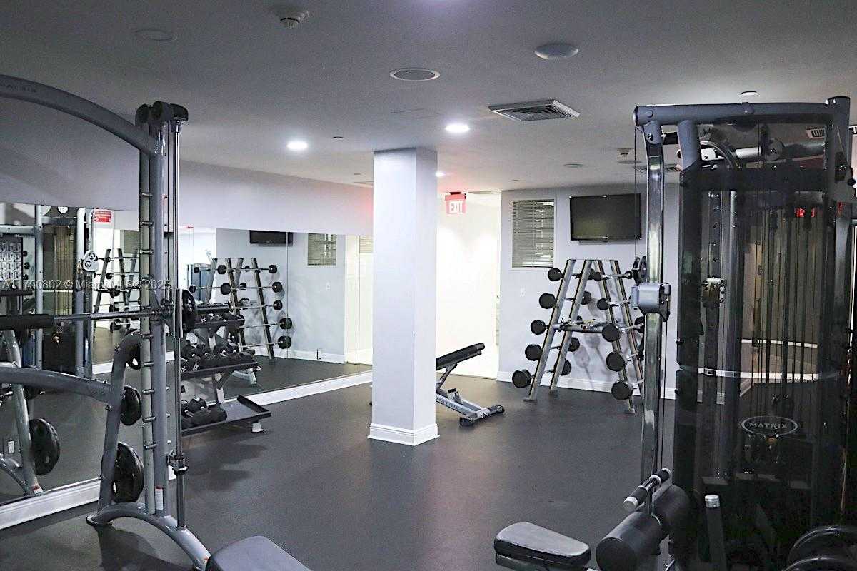 Small Image of 1250 SOUTH MIAMI AVE #2206, Miami Number 24