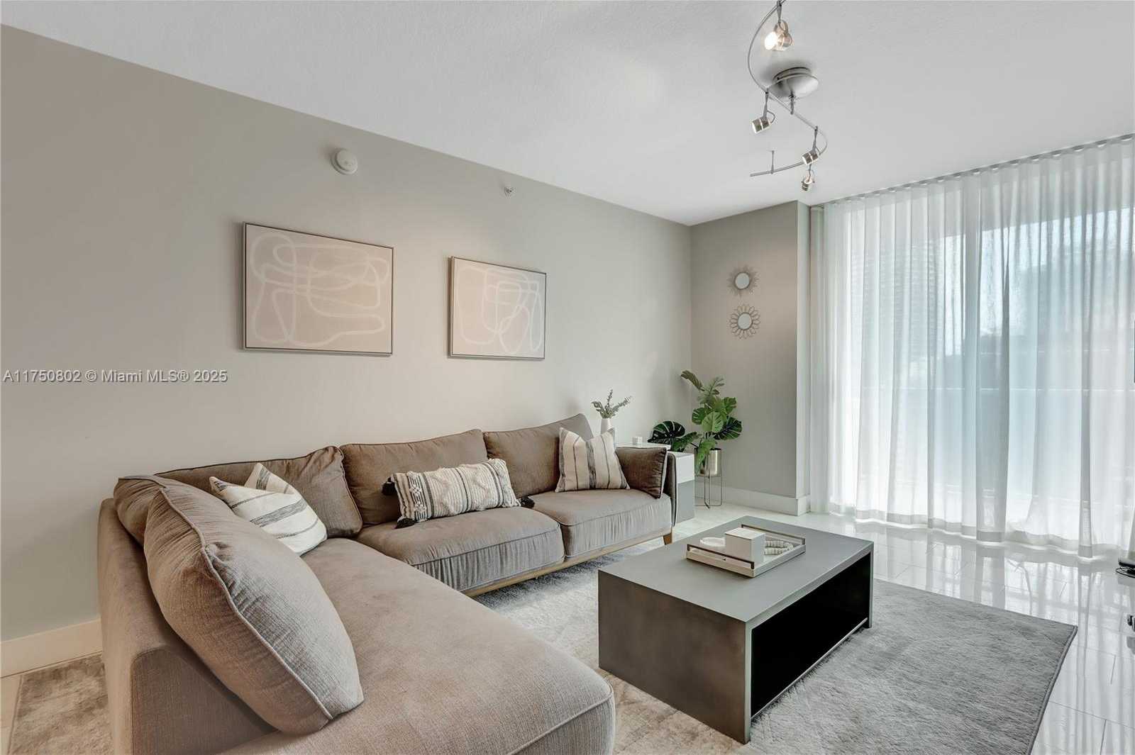 Small Image of 1250 SOUTH MIAMI AVE #2206, Miami Number 8