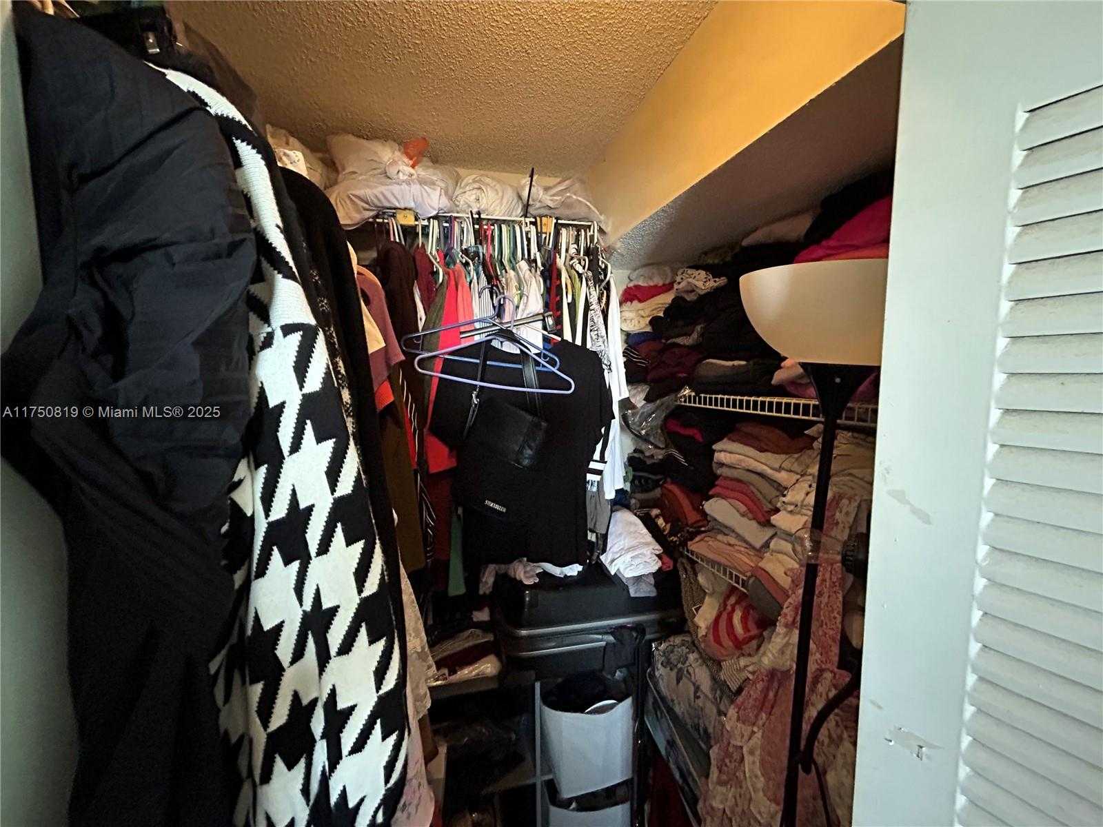 Small Image of 8710 NORTH SHERMAN CIR #402, Miramar Number 13