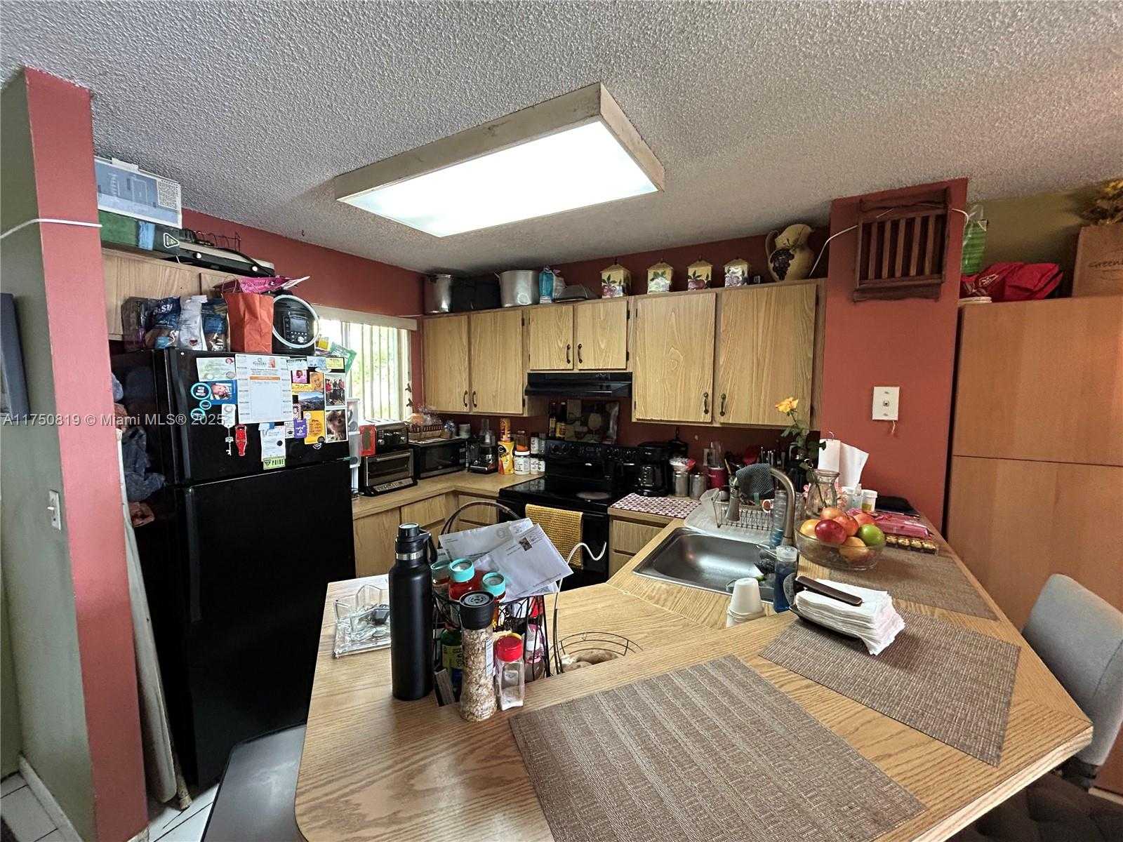 Small Image of 8710 NORTH SHERMAN CIR #402, Miramar Number 4