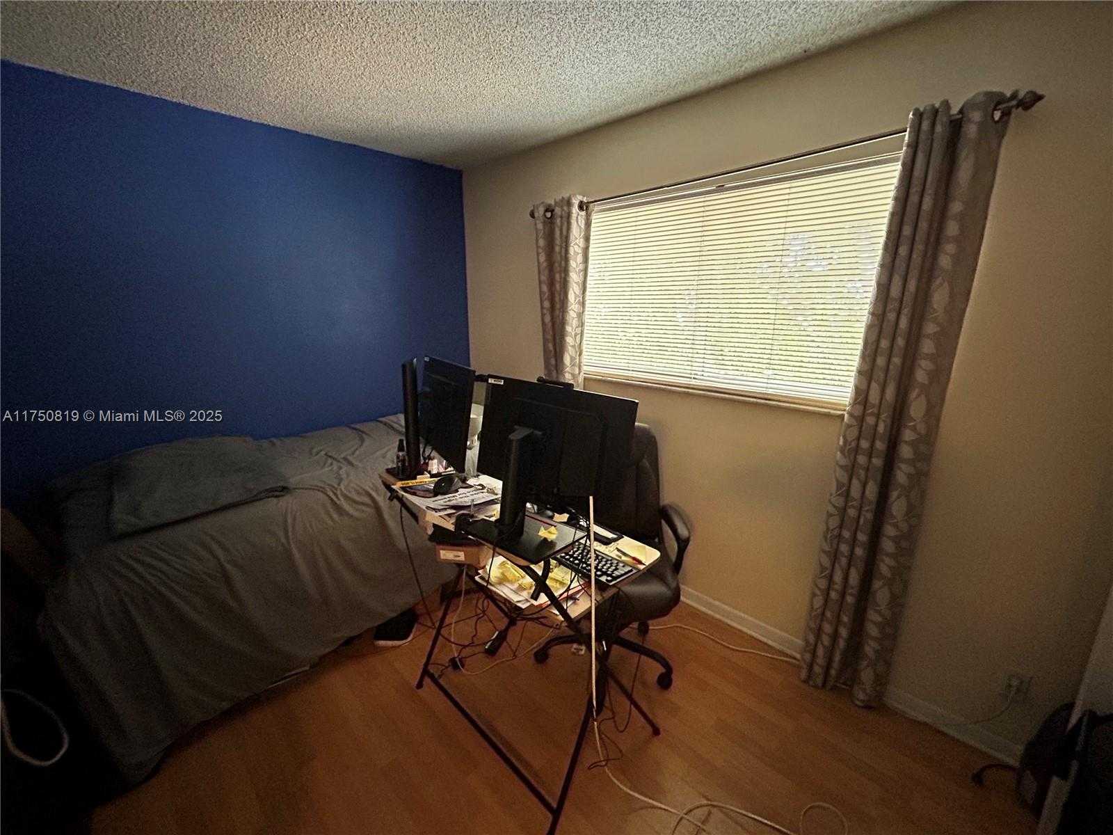 Small Image of 8710 NORTH SHERMAN CIR #402, Miramar Number 7
